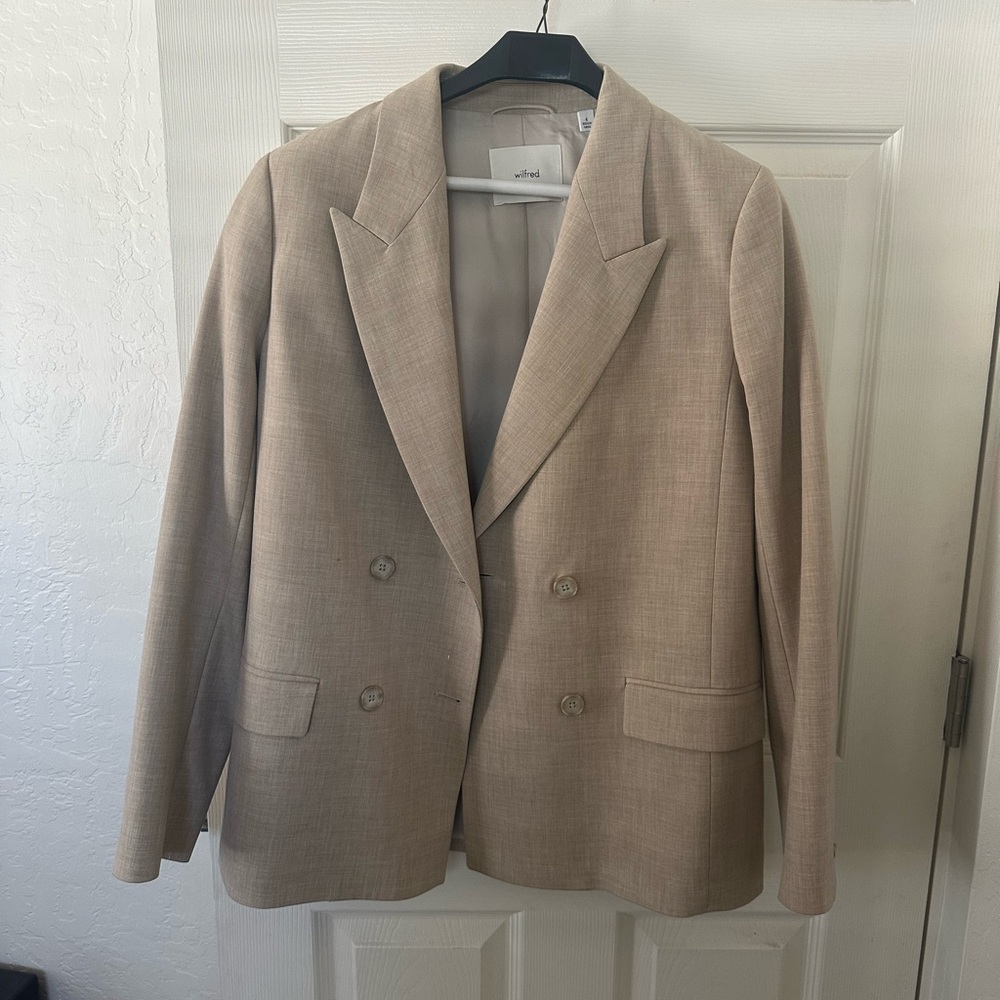 Wilfred Beige Blazer